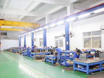 Taller de fabricación de moldes Taller de fabricación de moldes